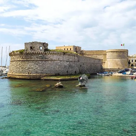 アパート Perla Dello Ionio ガリポリ